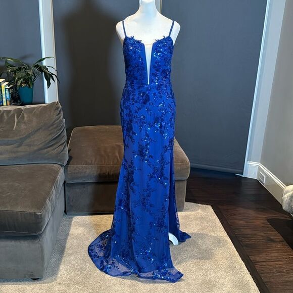 Women’s Blue Sparkly Mermaid Fit Prom Party Dress CrissCross Straps Size 4 *READ - Picture 1 of 13